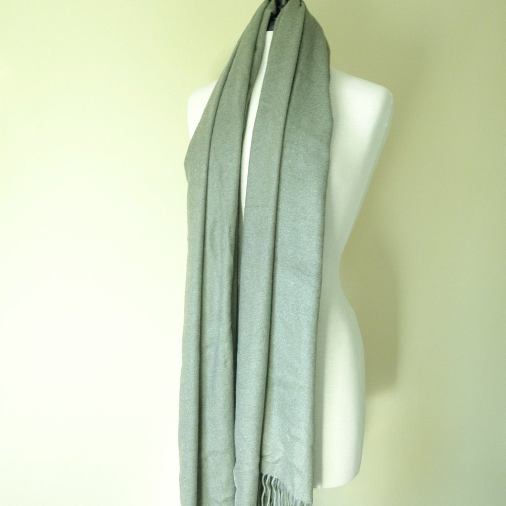 New premium Quality long scarf for fall and winter season